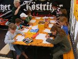 Kinder beim Malen