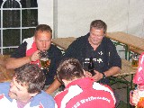 Minzer und Jens mit gutem Bier