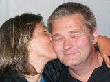 Andrea knuscht mit Jens