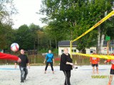 Bau und Einweihung Volleyballplatz 