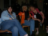 Pia in guter Hoffnung, mit Tante und Mami